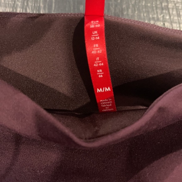 Spanx Leggings - Picture 4 of 4